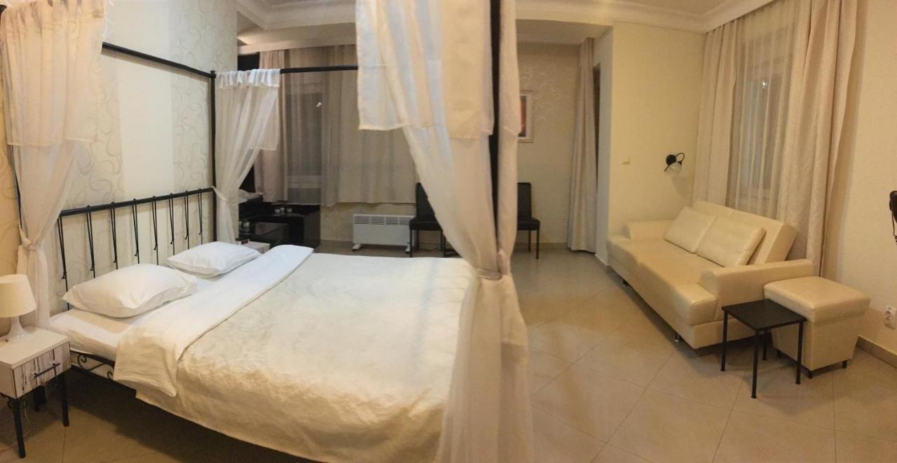 Garni Hotel Dash Novi Sad Exterior foto